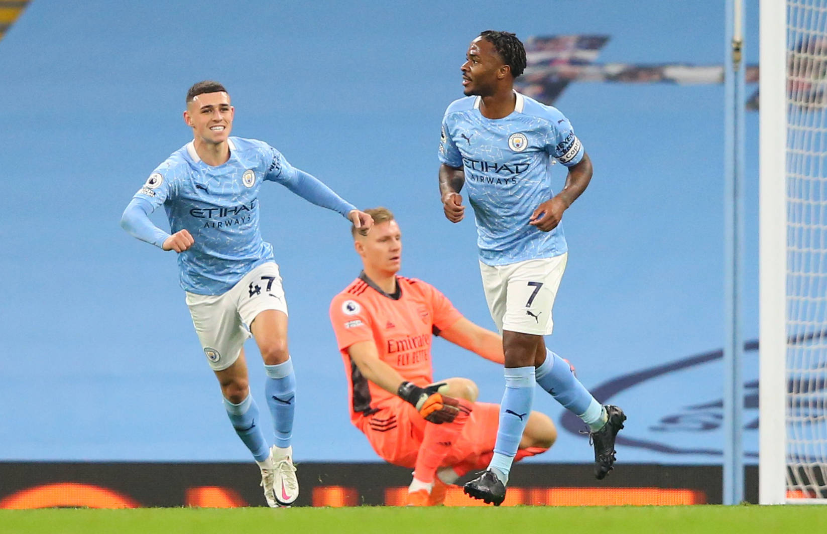 曼城在被高 曼城在被高